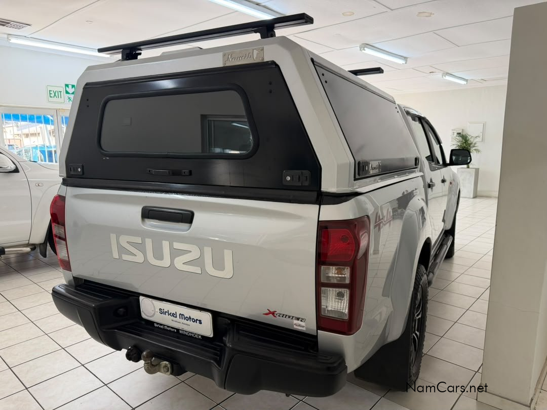 2019 Isuzu D-MAX photo 9