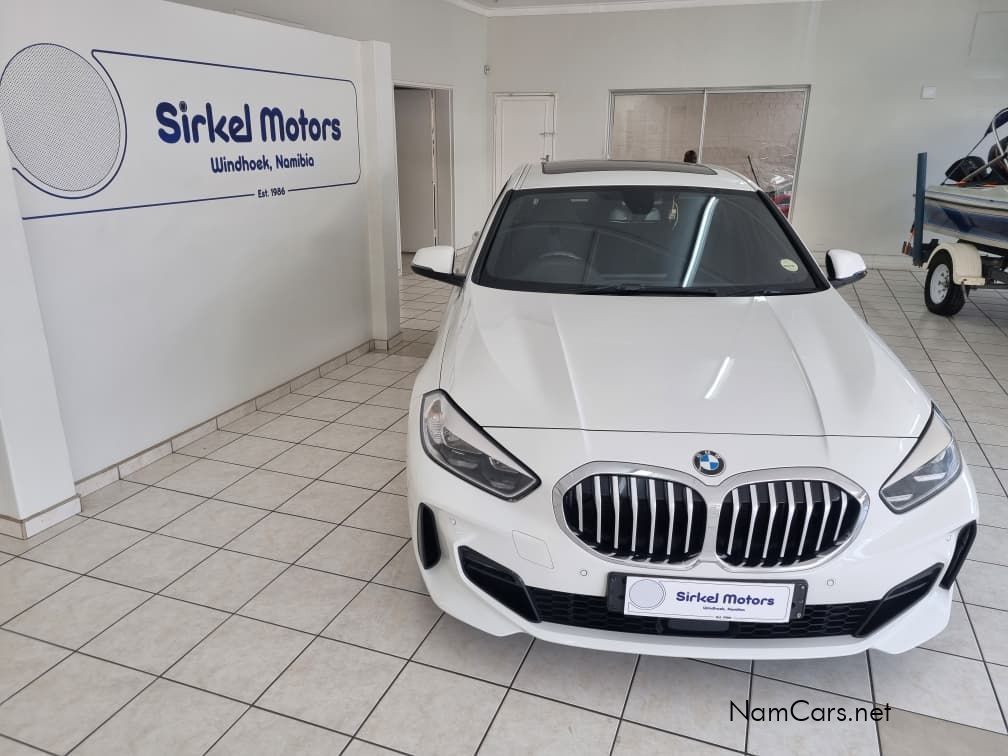 2021 BMW 1 Series photo 3