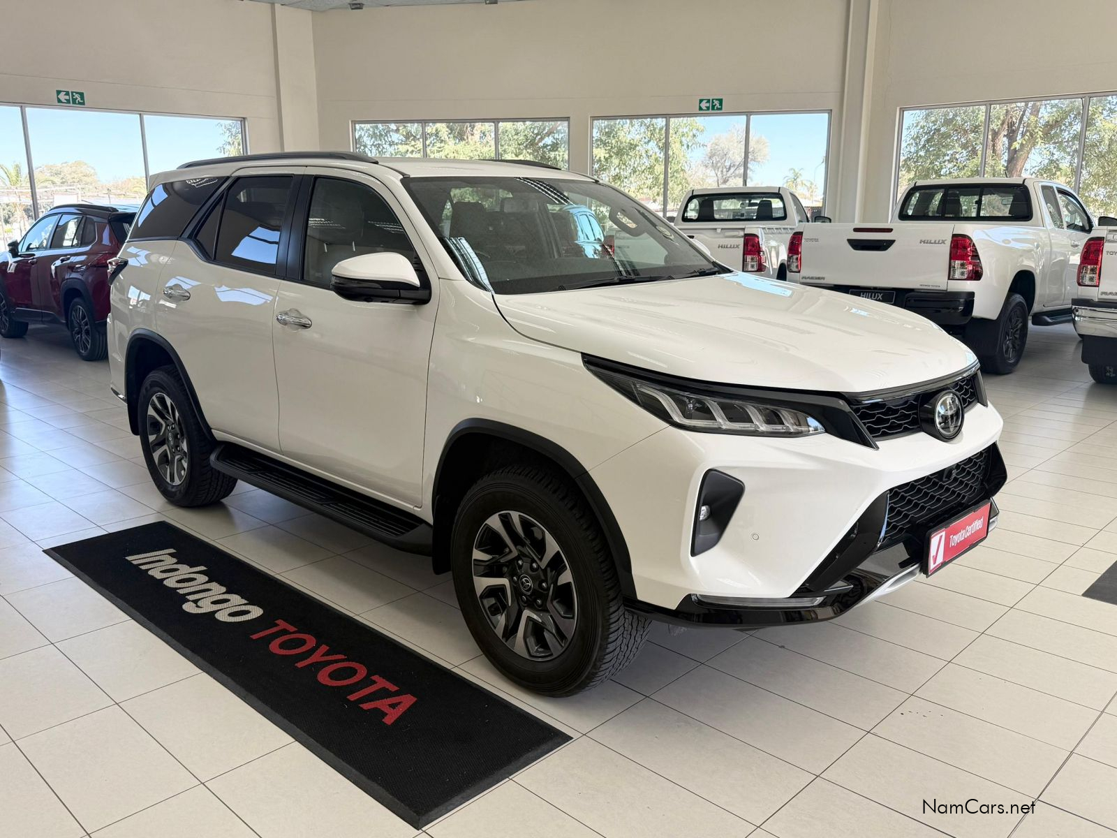 2023 Toyota Fortuner photo 1