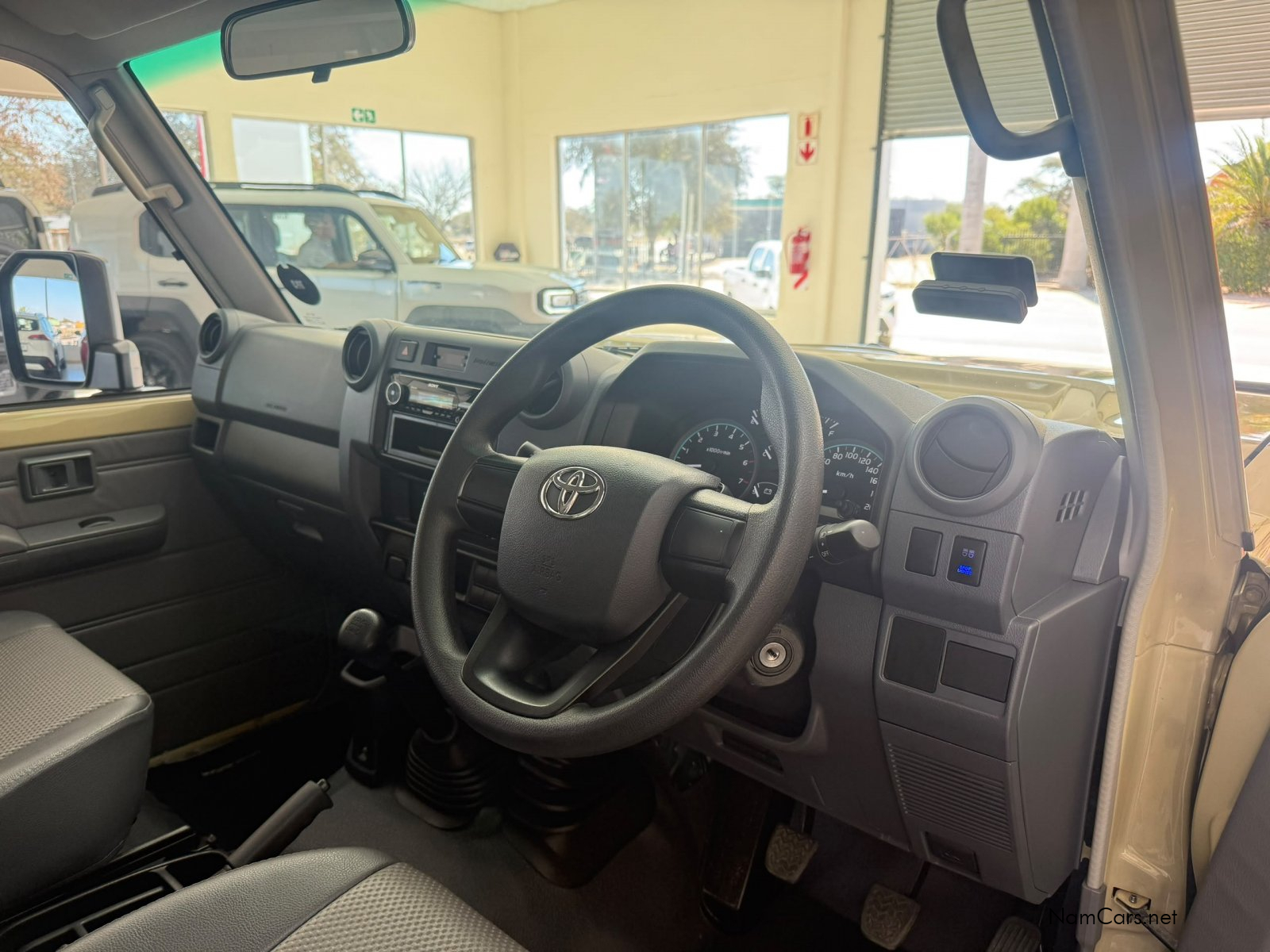 2025 Toyota Land Cruiser photo 4
