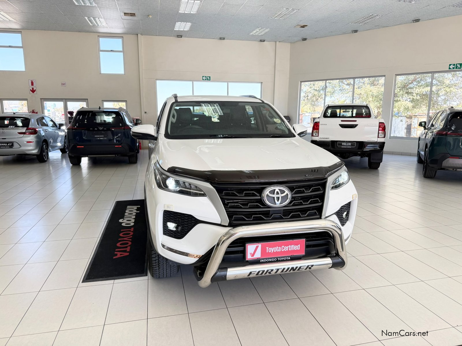2020 Toyota Fortuner photo 2