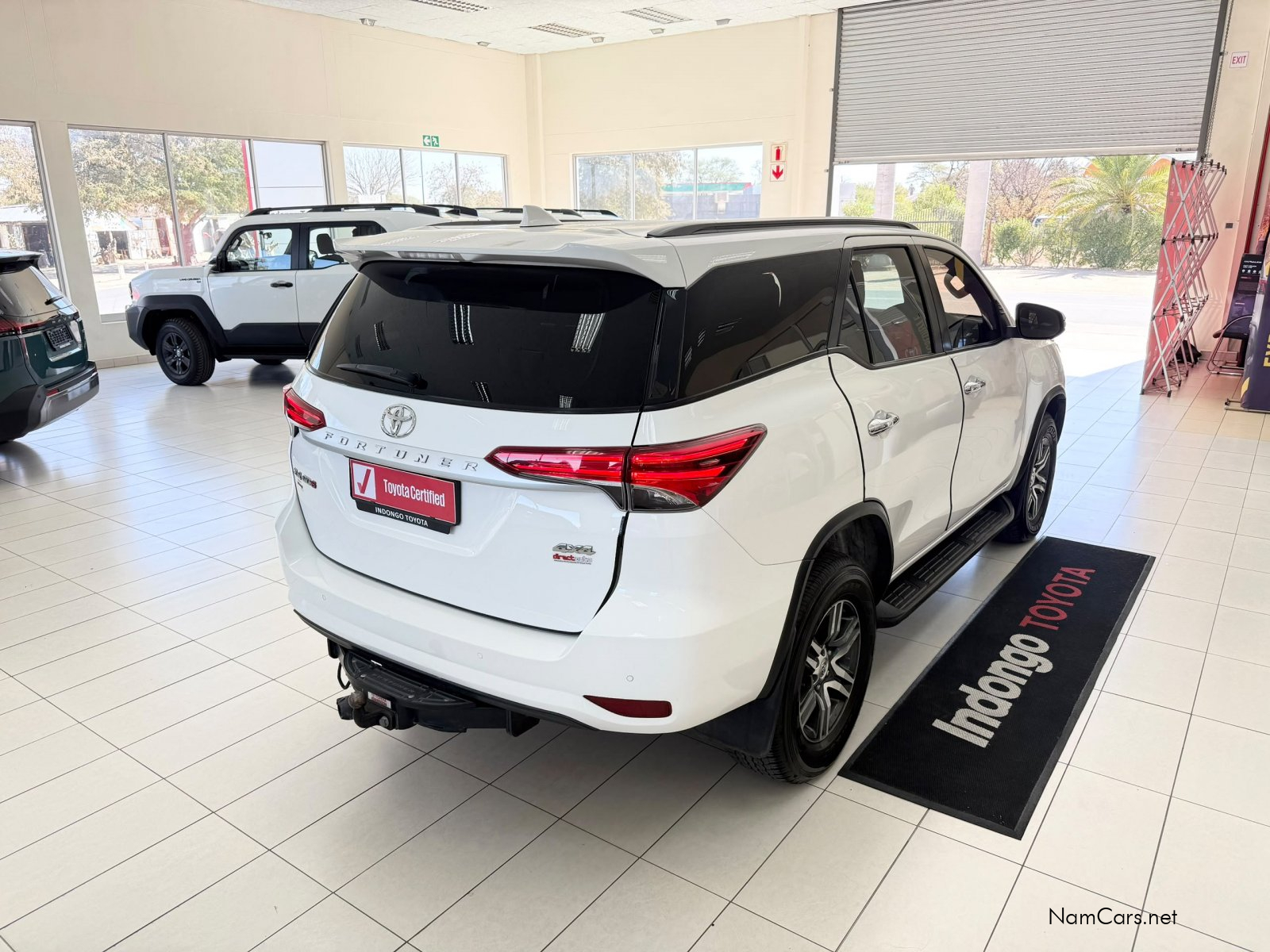 2020 Toyota Fortuner photo 3