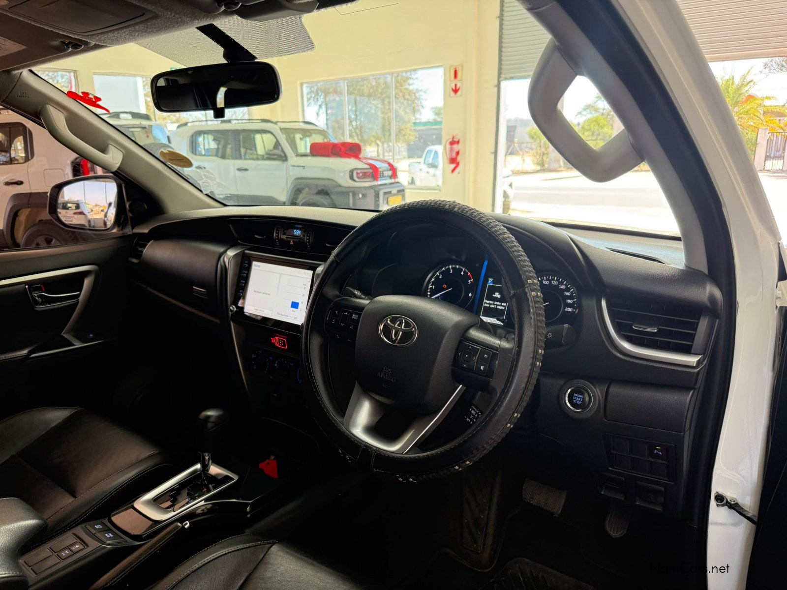 2020 Toyota Fortuner photo 4