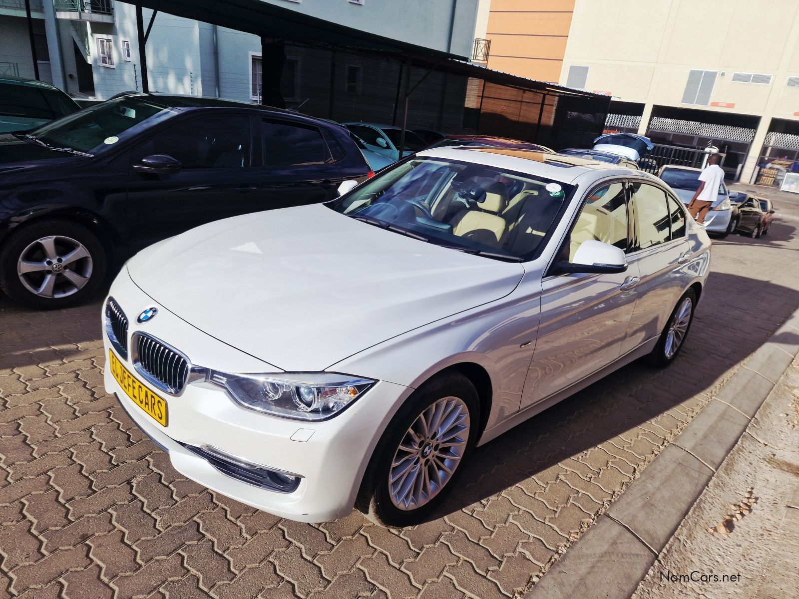 2013 BMW 3 Series photo 1