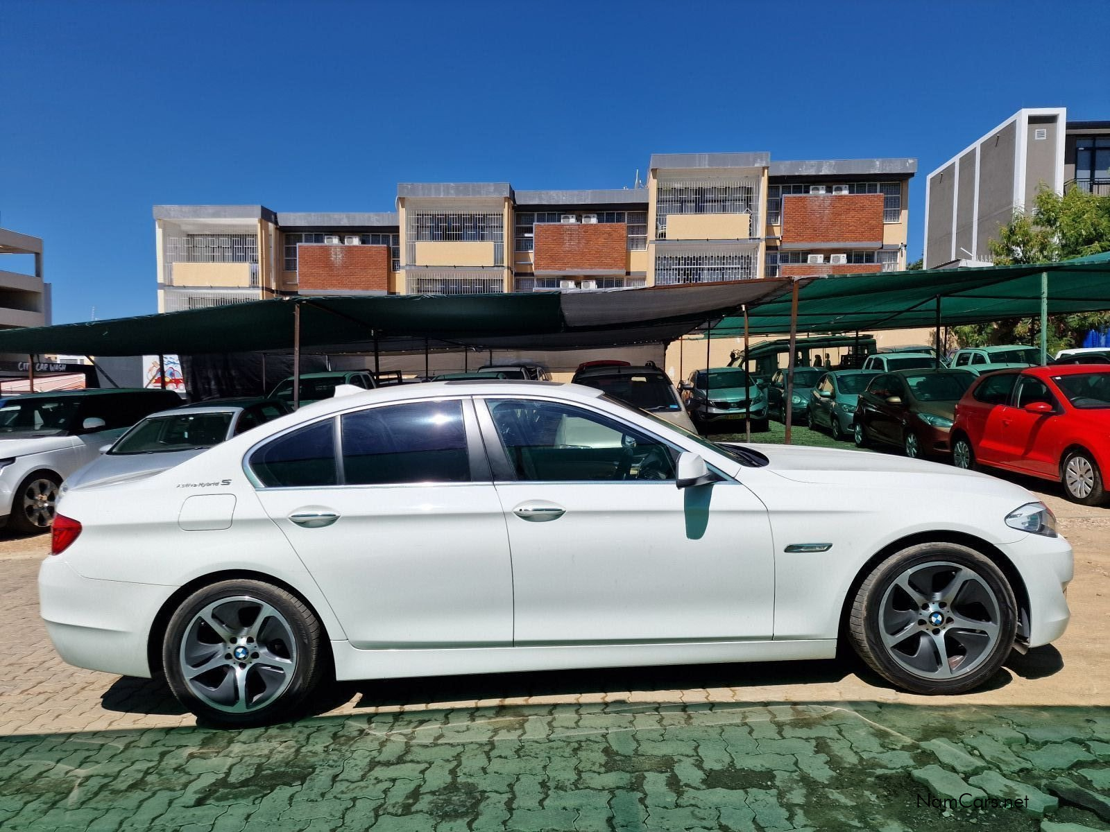2013 BMW 5 Series photo 1