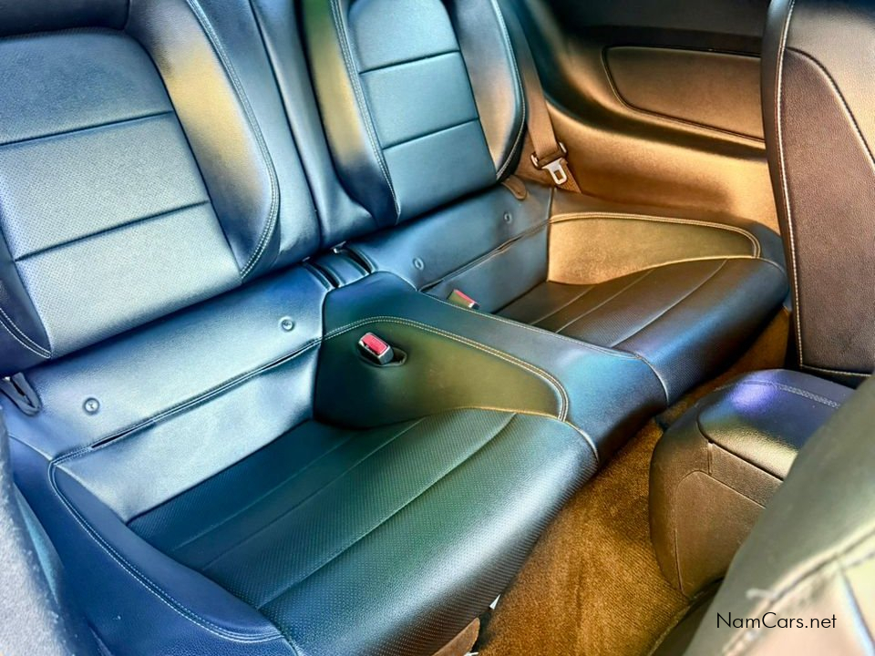 2016 Ford Mustang photo 6