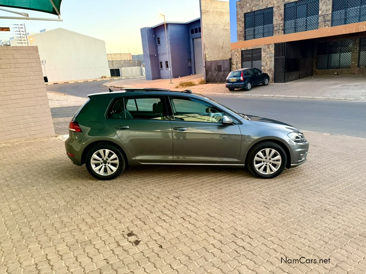 2018 Volkswagen Golf photo 4