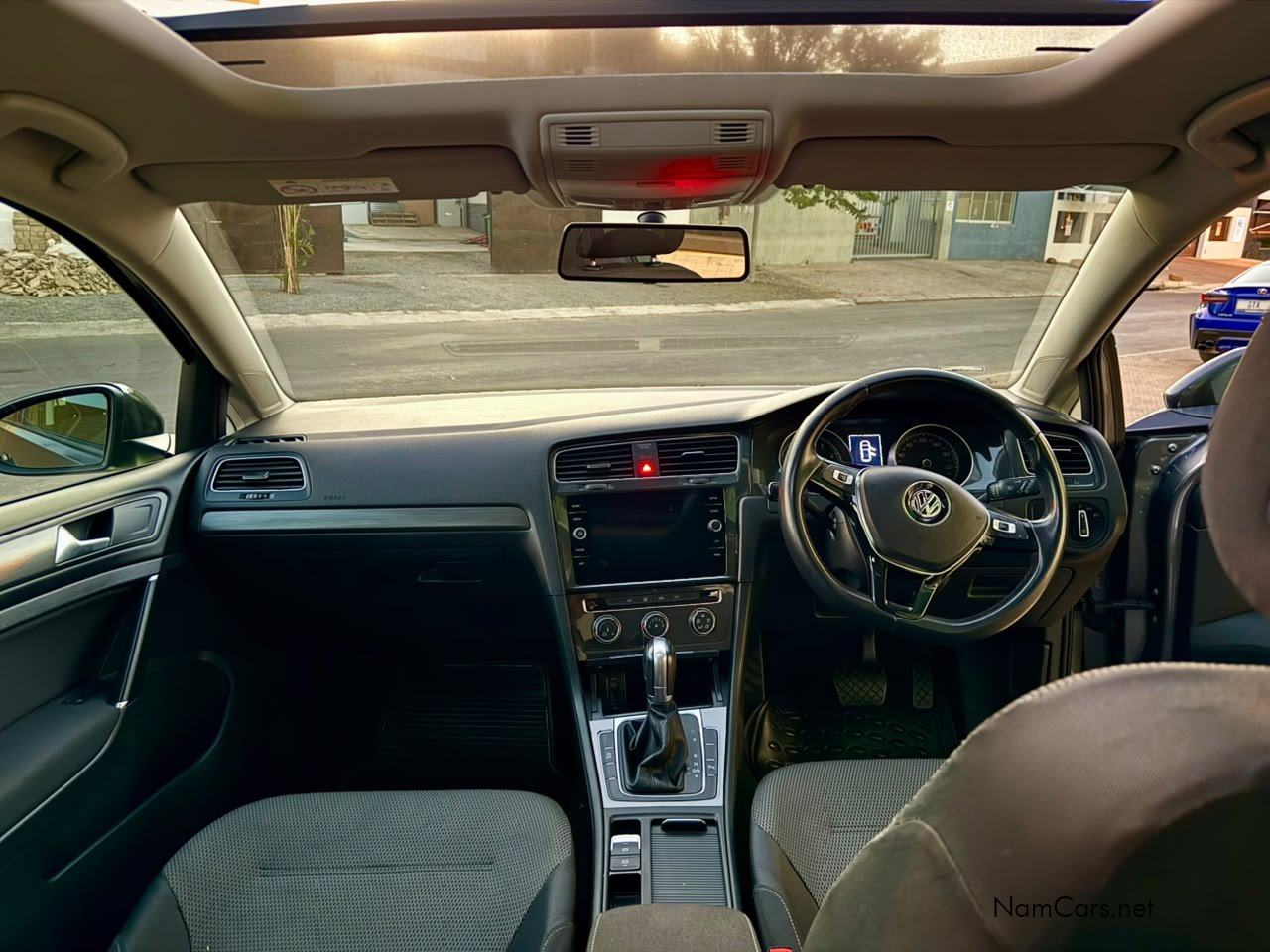 2018 Volkswagen Golf photo 9