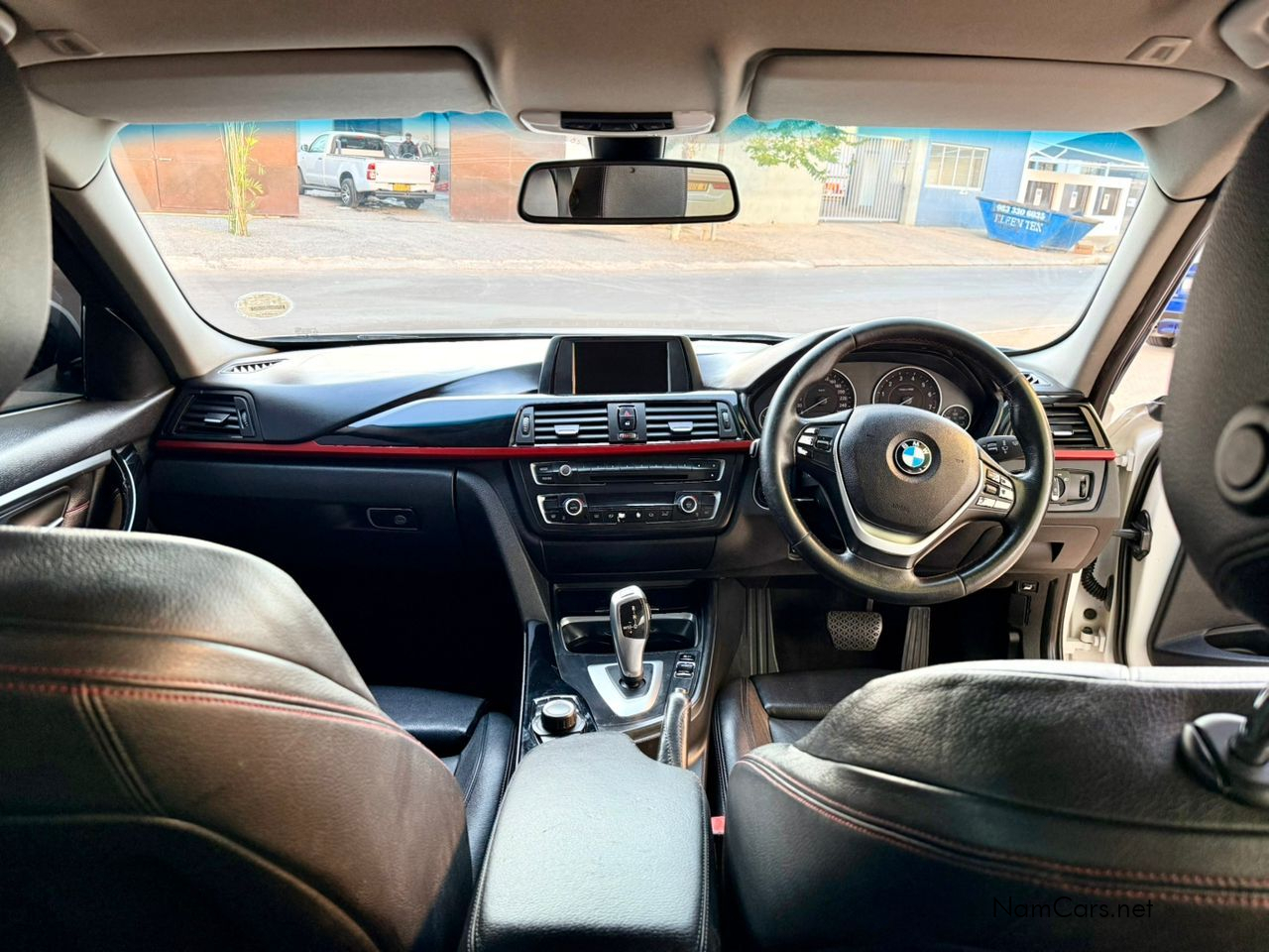 2013 BMW 3 Series photo 7