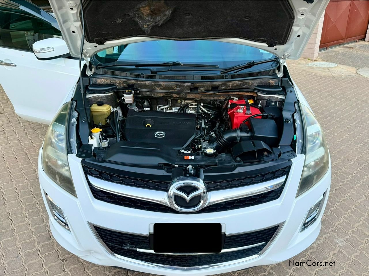 2011 Mazda MPV photo 9