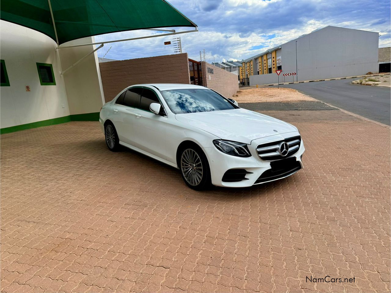 2019 Mercedes-Benz E Class photo 3