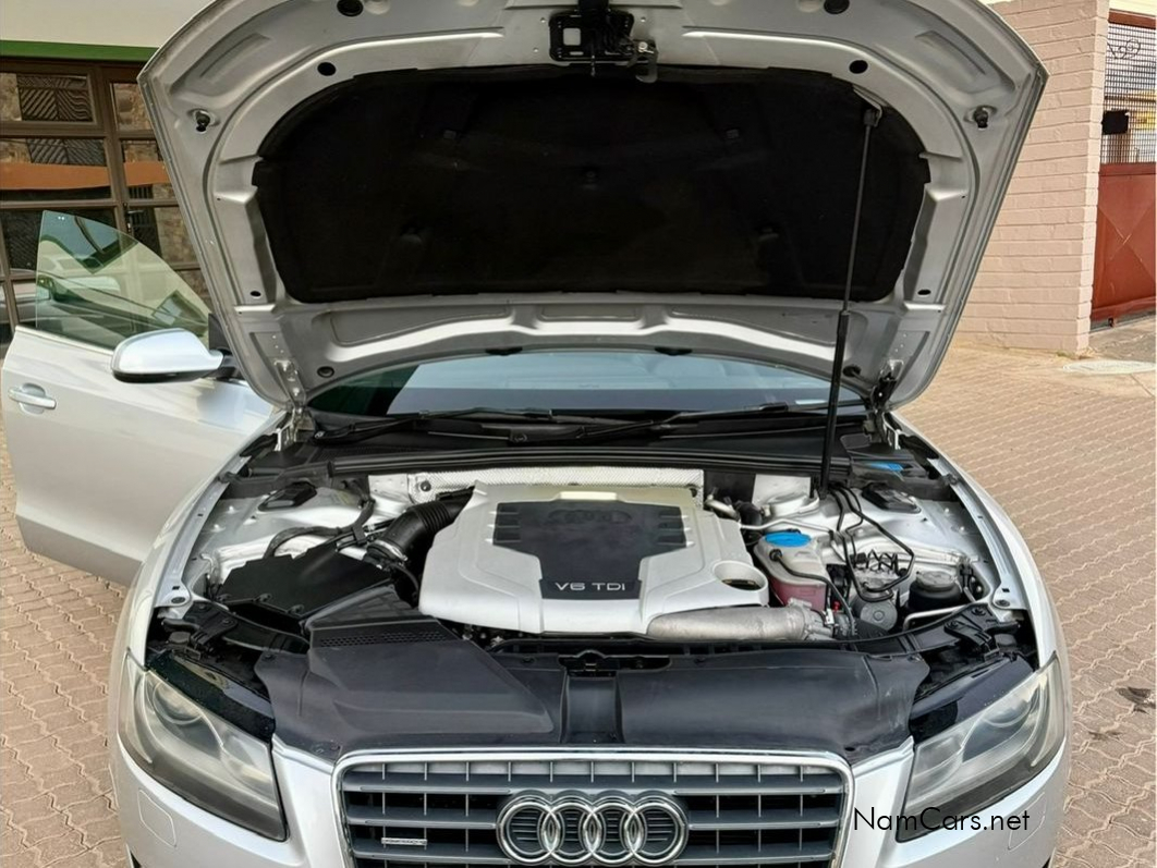 2010 Audi A5 photo 9