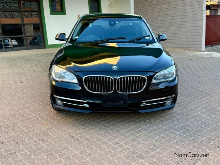 2013 BMW 7 Series photo 1