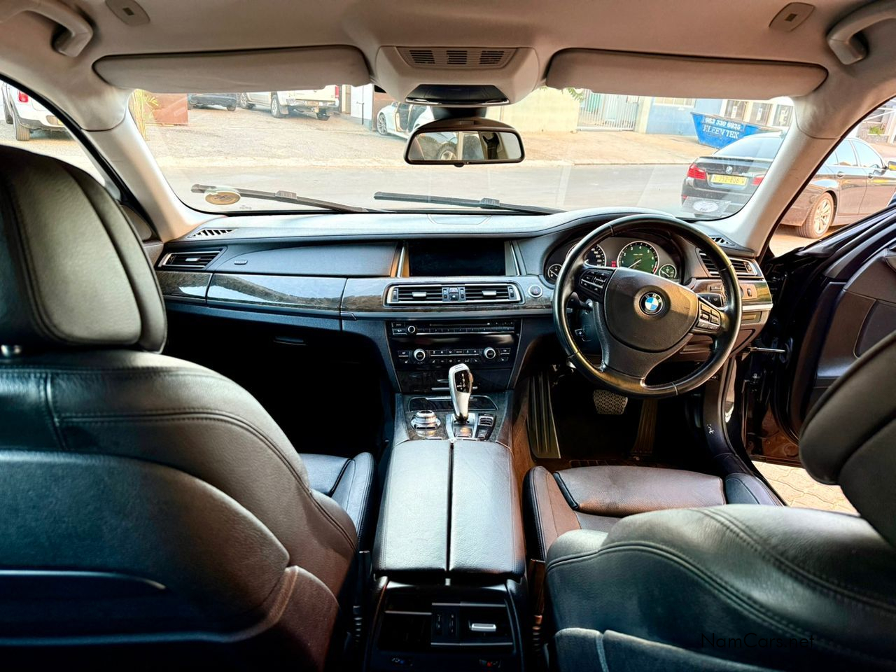 2013 BMW 7 Series photo 7