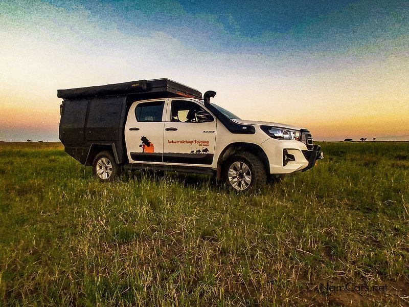 2019 Toyota Hilux Family Camper photo 2