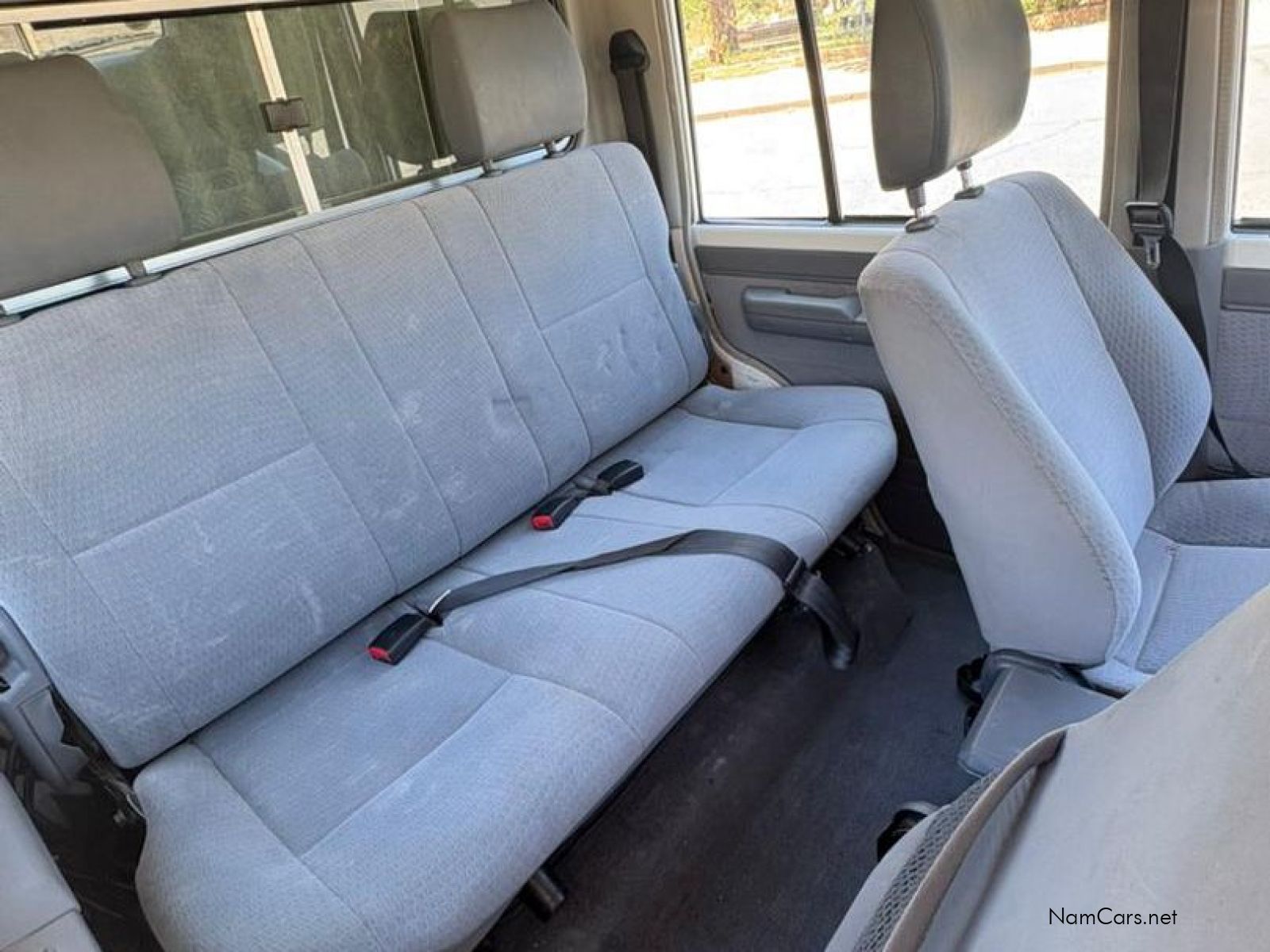 2018 Toyota Land Cruiser photo 20