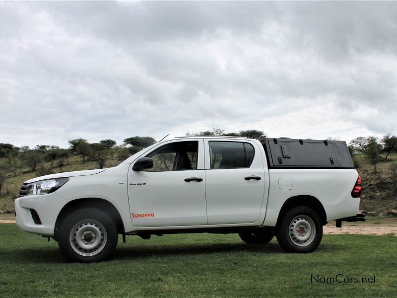 2022 Toyota Hilux Double Cab or Ford Ranger 2.2 photo 1