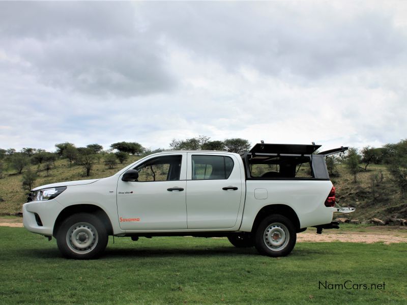 2022 Toyota Hilux Double Cab or Ford Ranger 2.2 photo 2