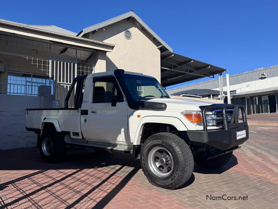 2006 Toyota Land Cruiser photo 4
