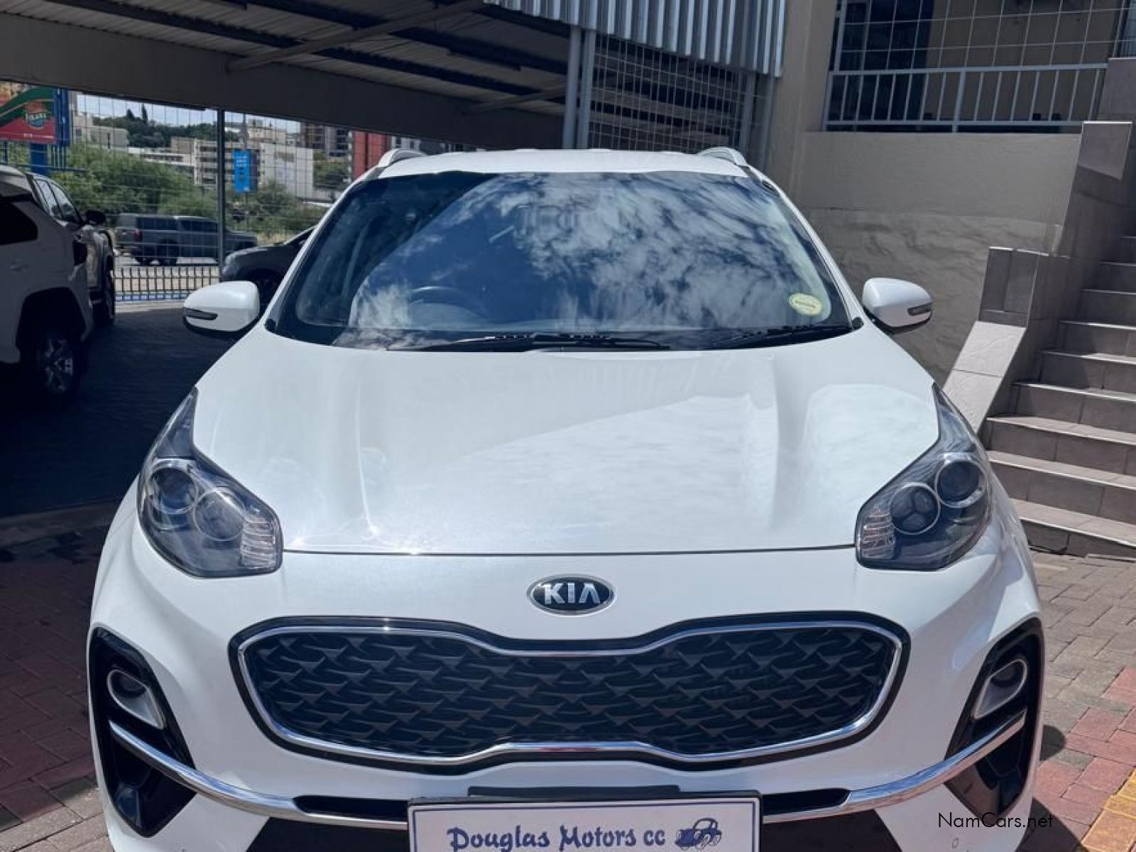 2021 Kia Sportage photo 2