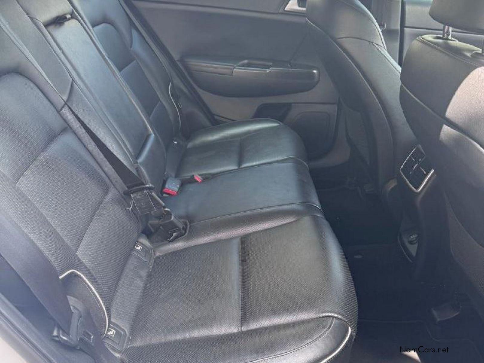 2021 Kia Sportage photo 8