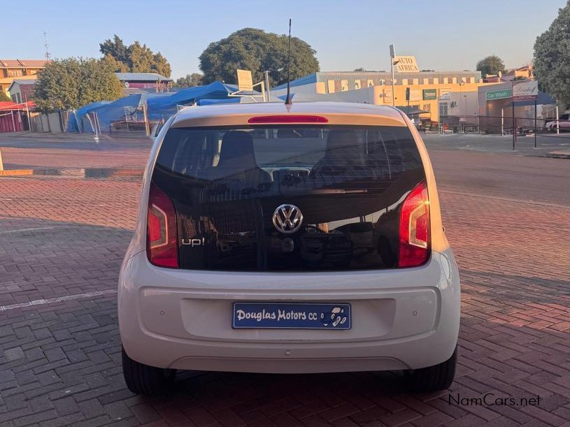 2013 Volkswagen Up photo 4