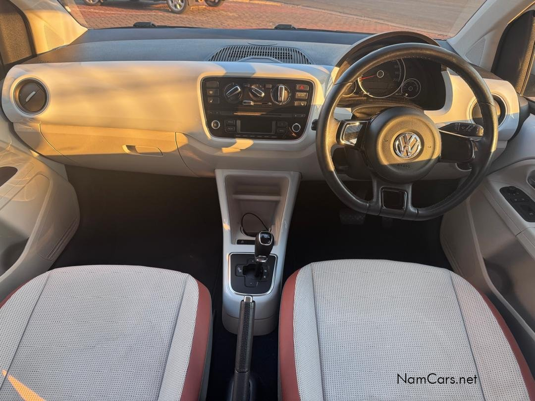 2013 Volkswagen Up photo 7
