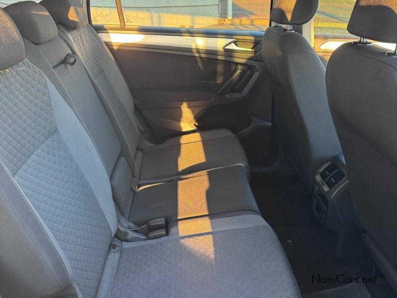 2020 Volkswagen Tiguan photo 9