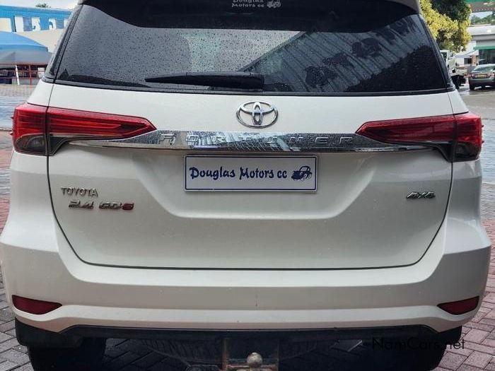 2018 Toyota Fortuner photo 5