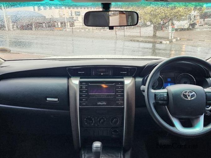 2018 Toyota Fortuner photo 8