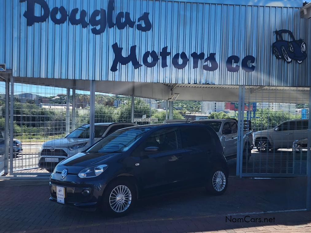 2013 Volkswagen Up photo 1