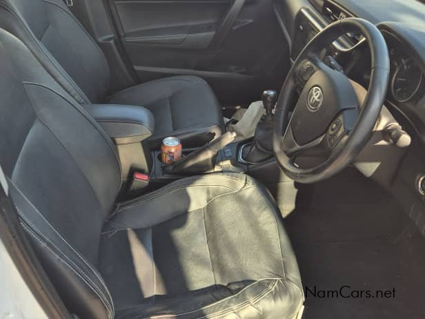 2017 Toyota Corolla photo 6