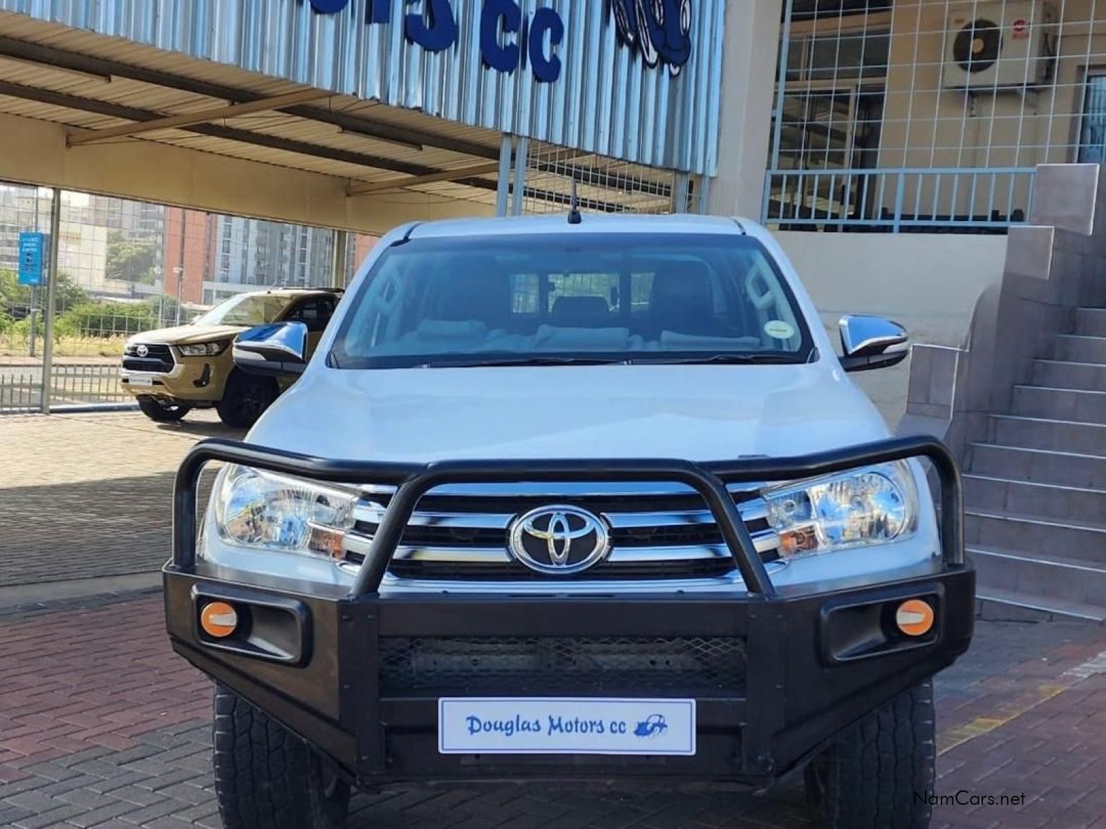 2017 Toyota Hilux photo 3