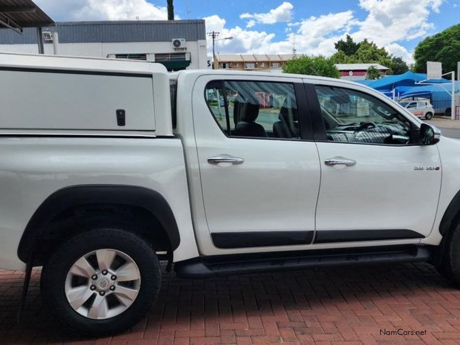 2017 Toyota Hilux photo 4