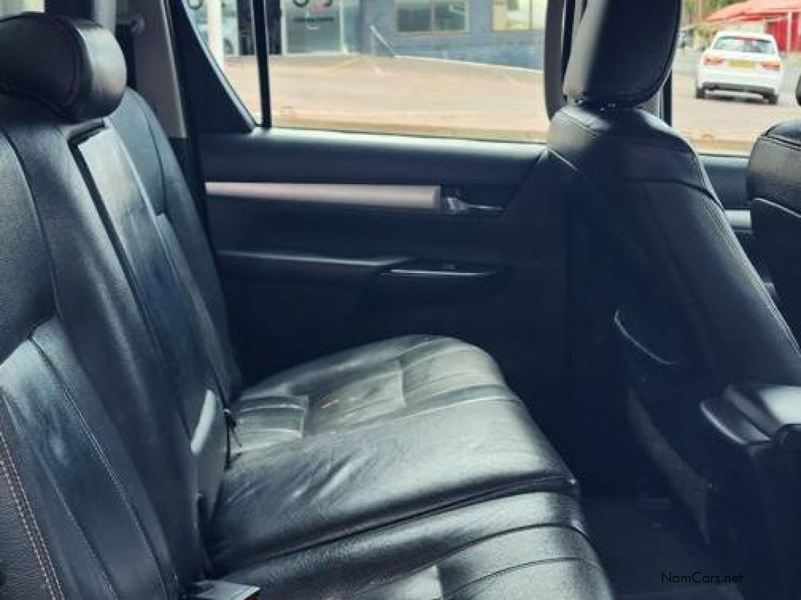 2017 Toyota Hilux photo 9