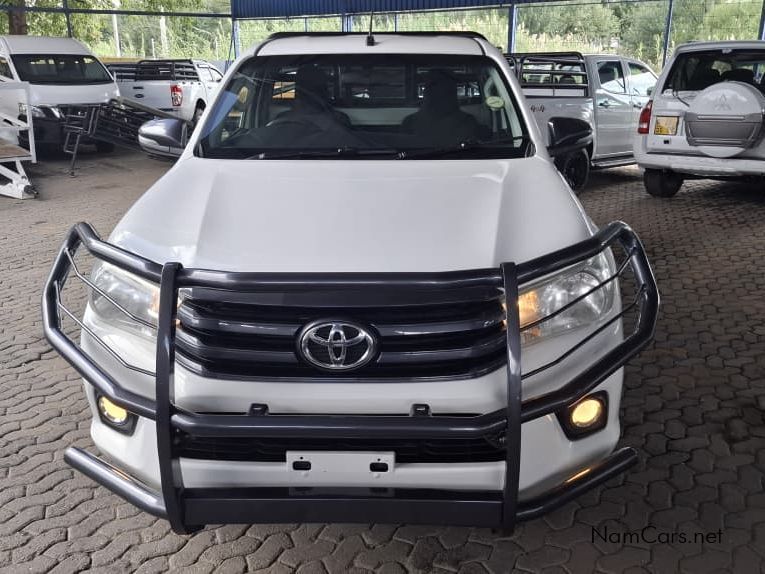 2018 Toyota Hilux photo 1