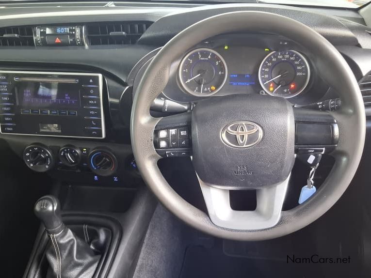 2018 Toyota Hilux photo 9