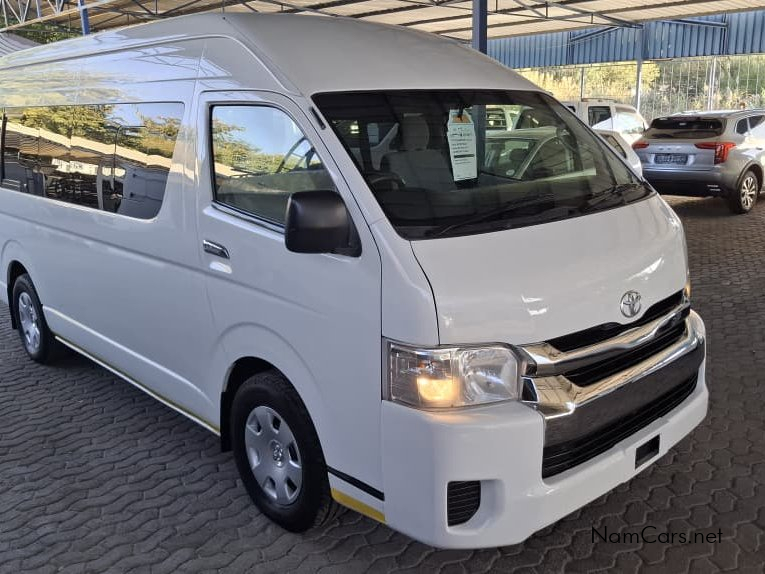 2018 Toyota Quantum photo 2