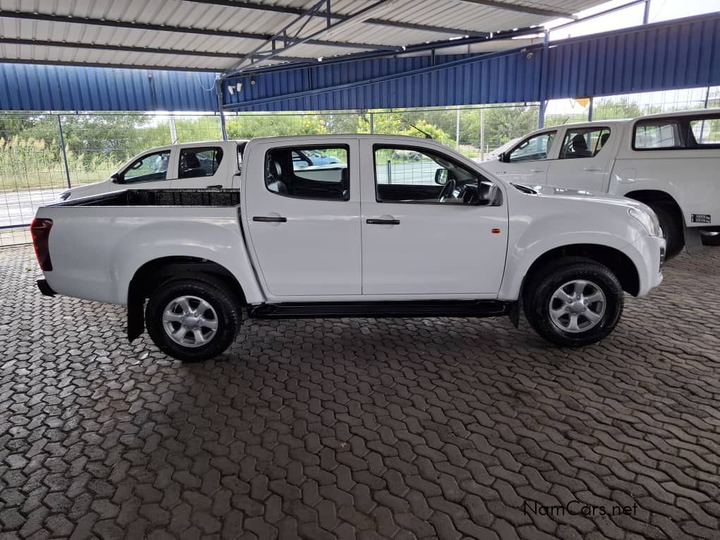 2018 Isuzu KB Series photo 1
