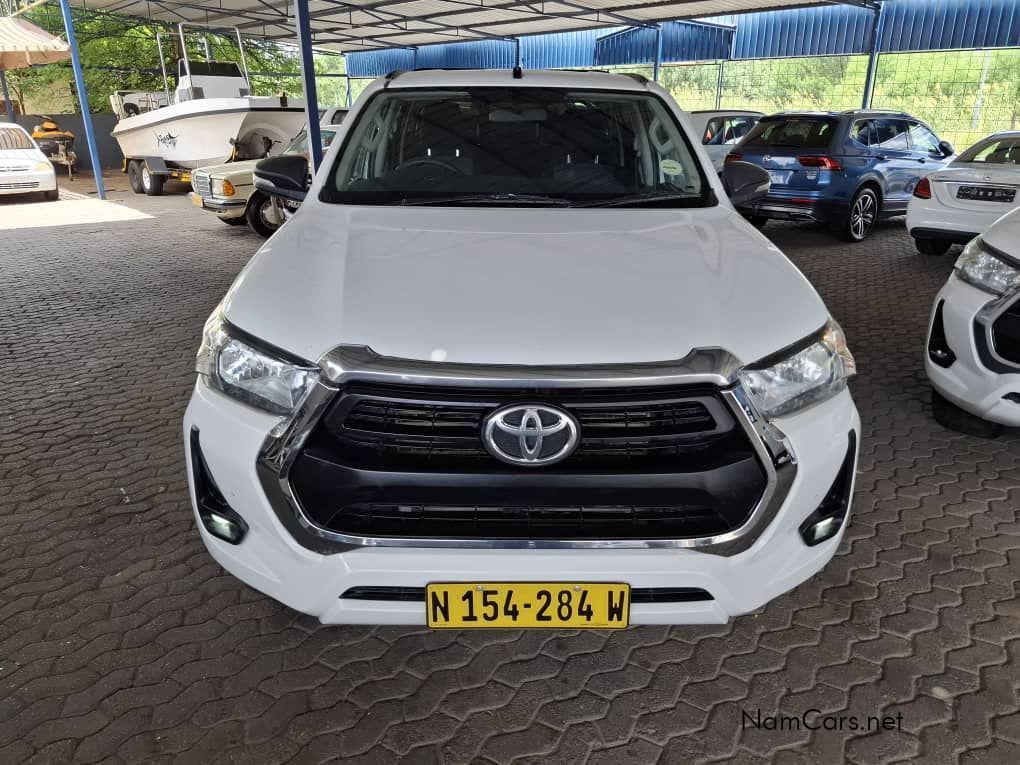 2021 Toyota Hilux photo 3