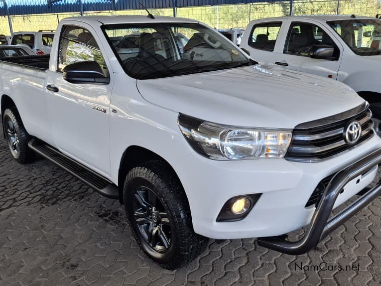2022 Toyota Hilux photo 1