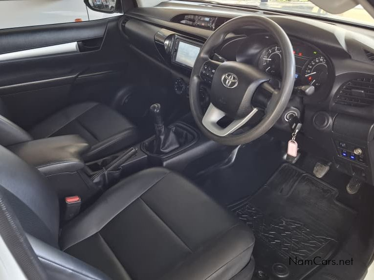 2022 Toyota Hilux photo 9