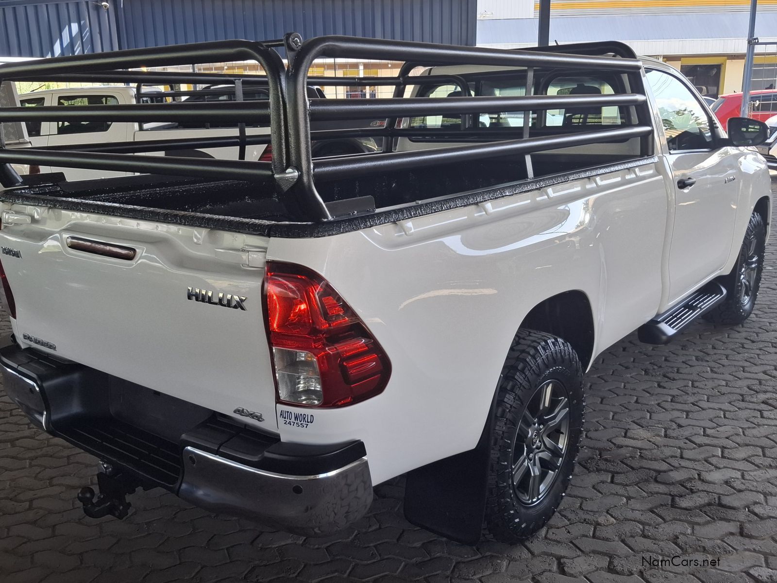 2021 Toyota Hilux photo 7
