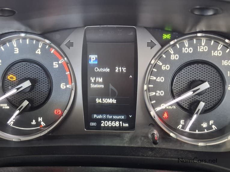 2021 Toyota Hilux photo 9