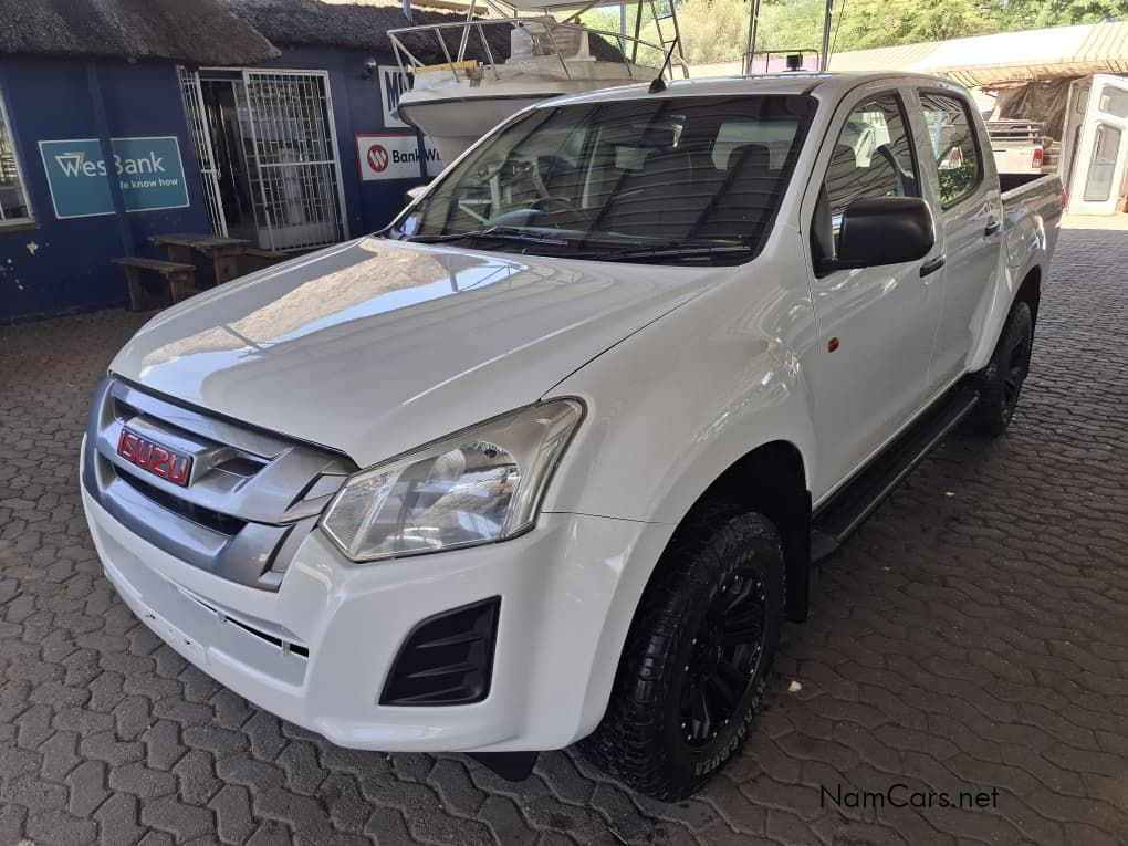 2021 Isuzu D-MAX photo 4