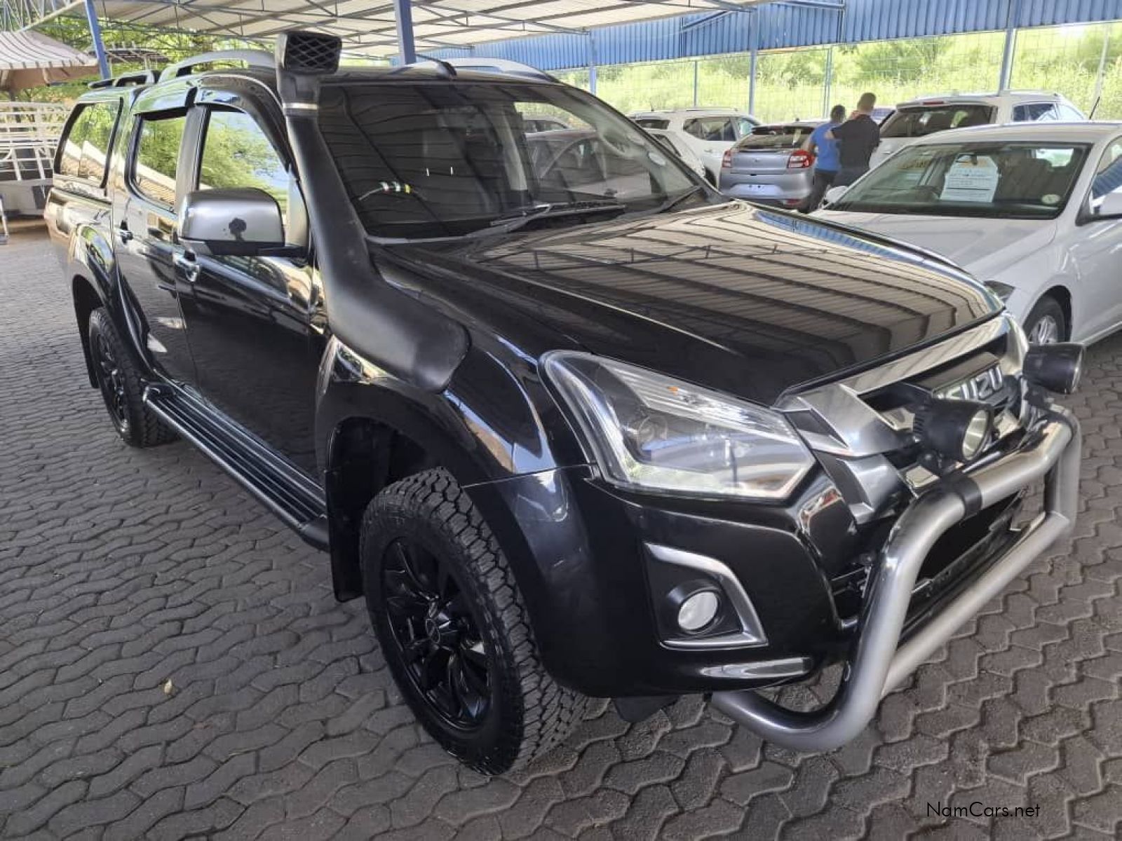 2016 Isuzu KB Series photo 2