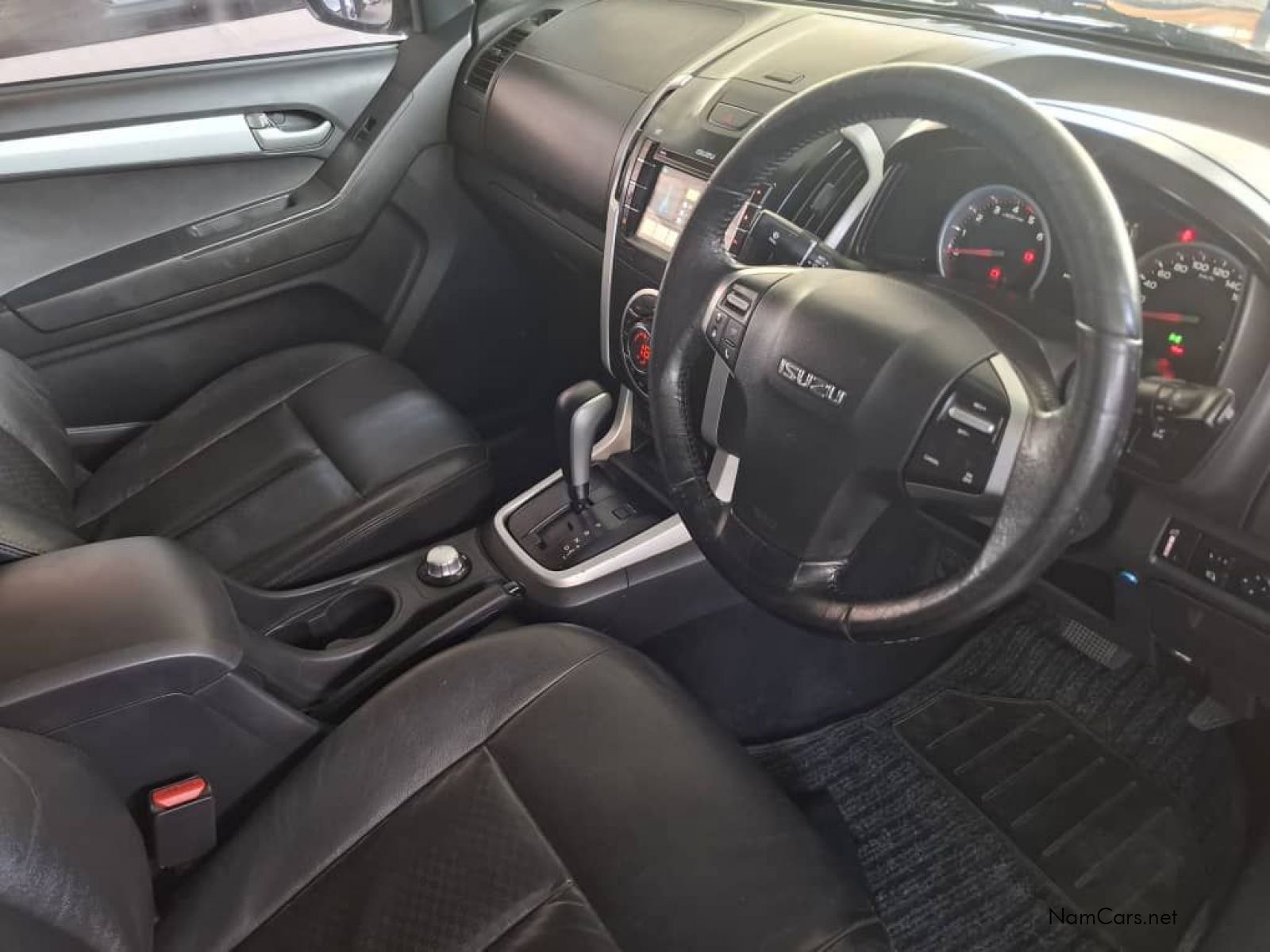 2016 Isuzu KB Series photo 9