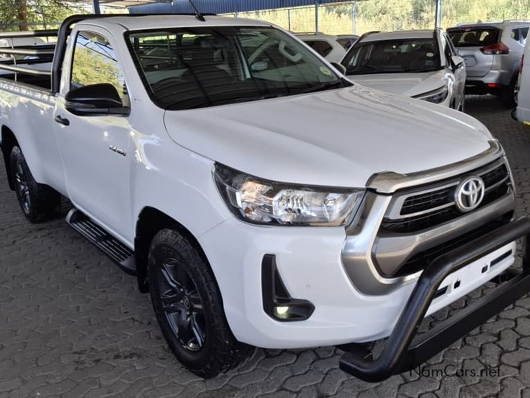 2020 Toyota Hilux photo 2