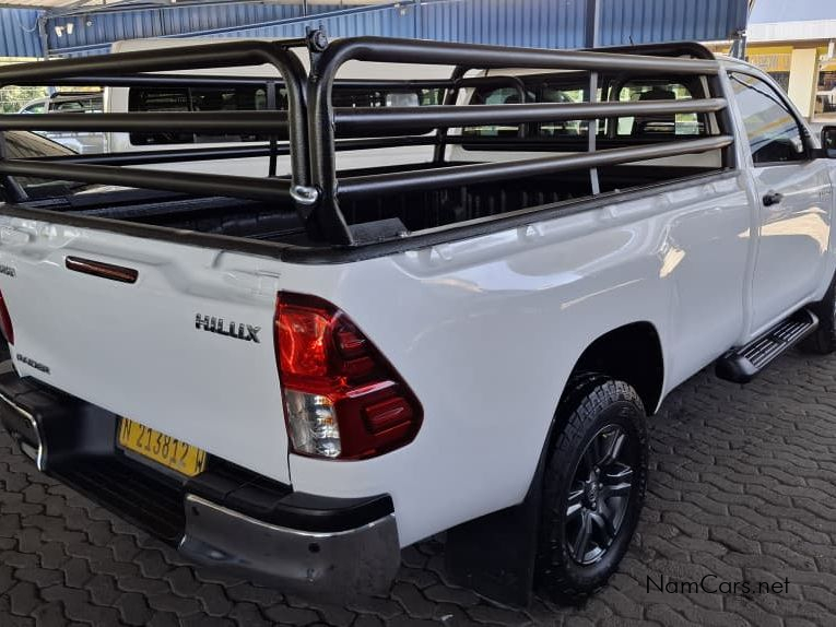 2020 Toyota Hilux photo 7