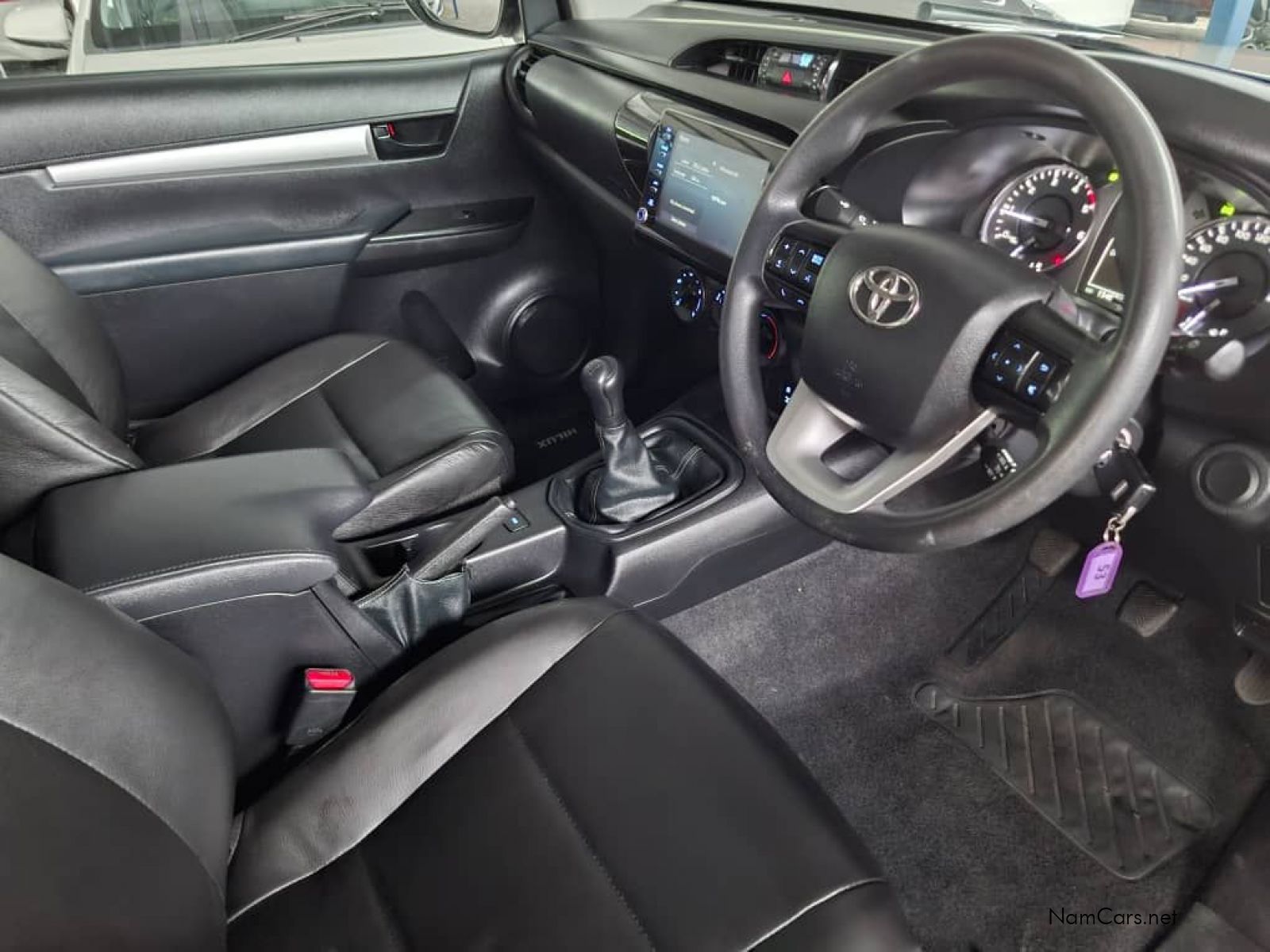 2022 Toyota Hilux photo 9